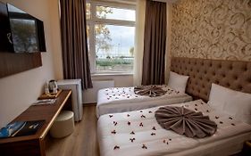 Mount Ararat Hotel  4*